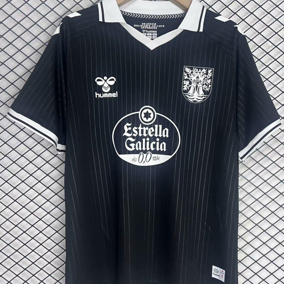 25/26 Celta Vigo 2025 Hummel "Olive Tree of 100 Years" Black Jersey