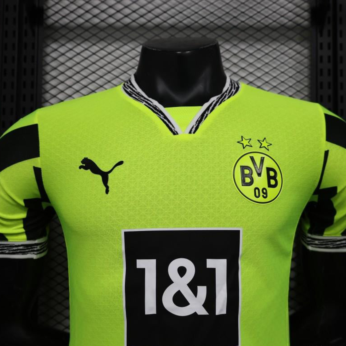 Player Version Borussia Dortmund 25/26 Neon Green Home Jersey with 1&1 Sponsor