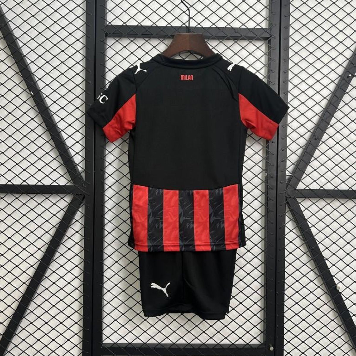 25/26 Kids AC Milan Home Size 16-28 Jersey