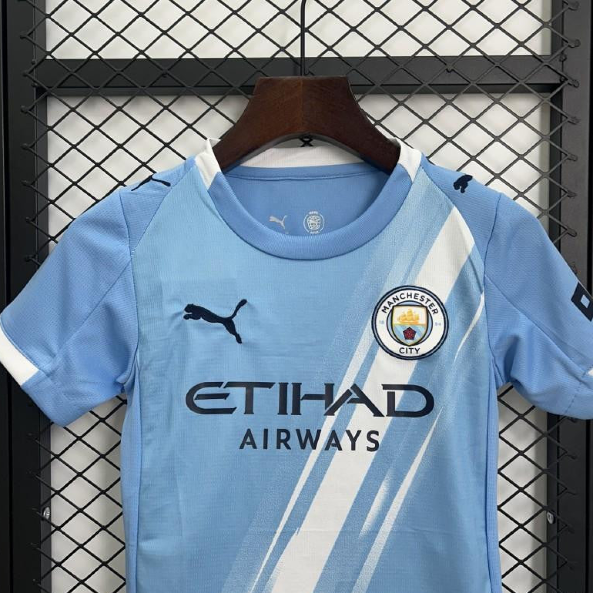 25/26 Kids Manchester City Home Size 16-28 Jersey