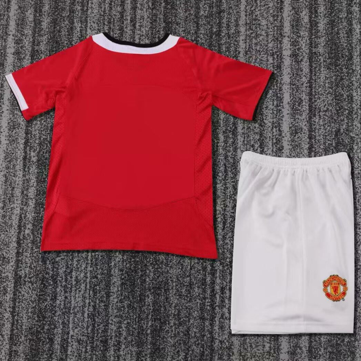 Retro Kids 04/06 Manchester United Home Jersey