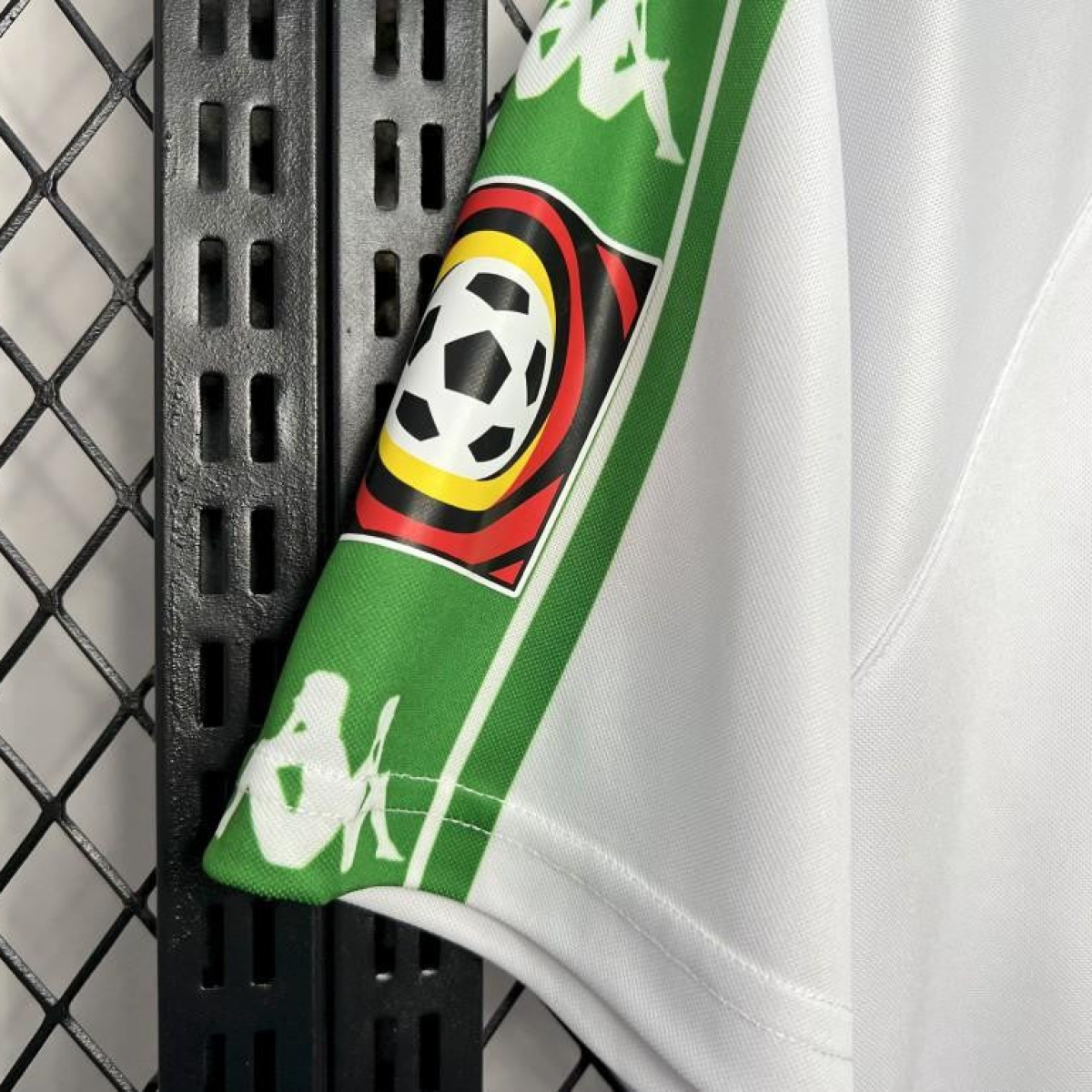 Retro 01/02 Werder Bremen Away Jersey