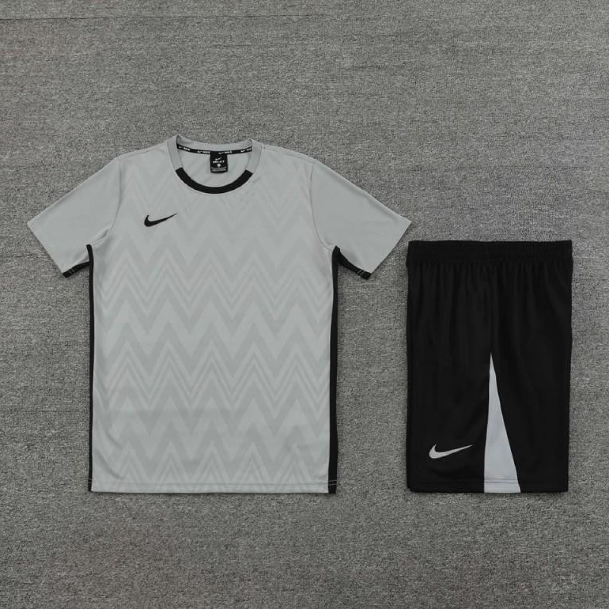 24/25 Nike Grey Short Sleeve Jersey+Shorts