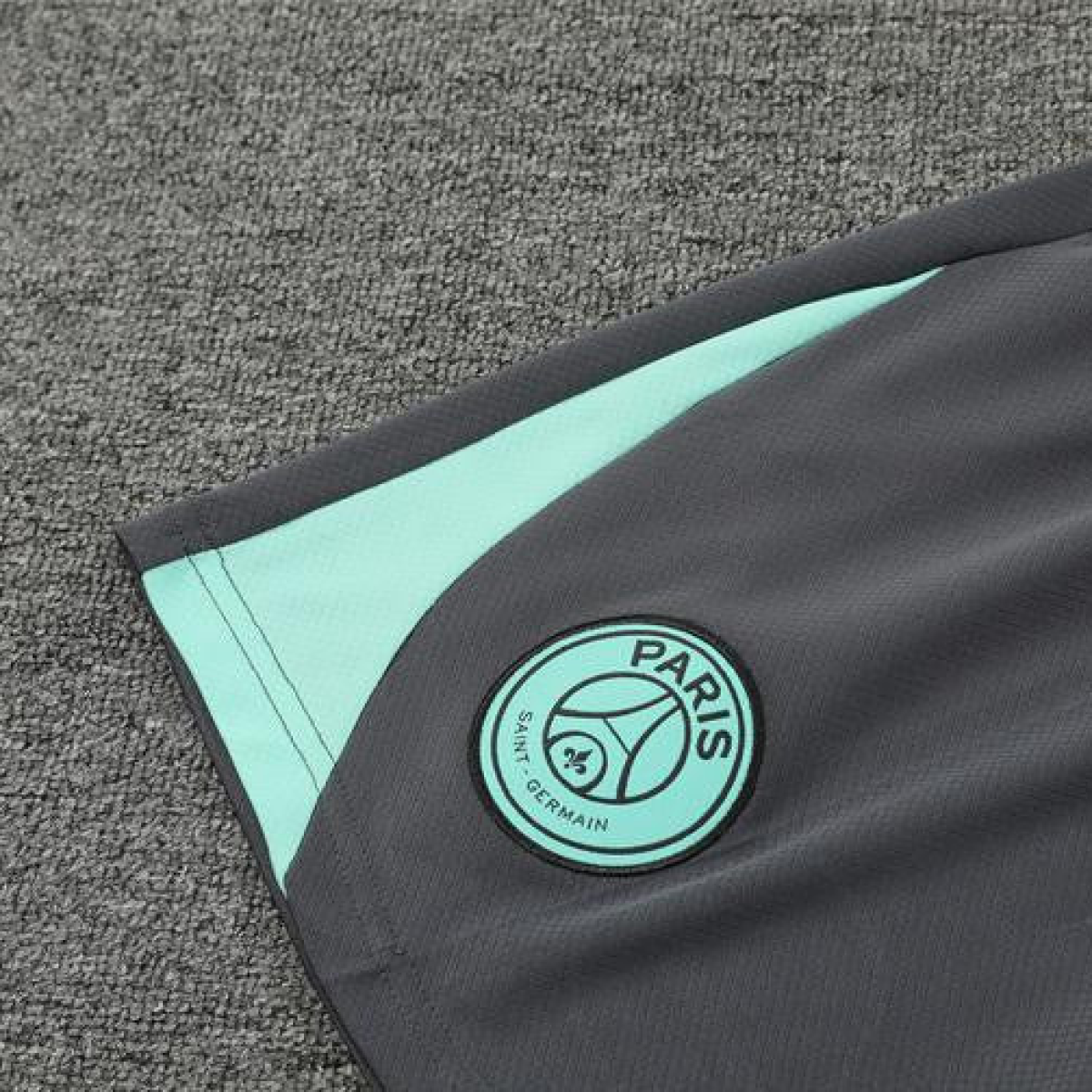 24/25 PSG Grey Short Sleeve Jersey+Shorts