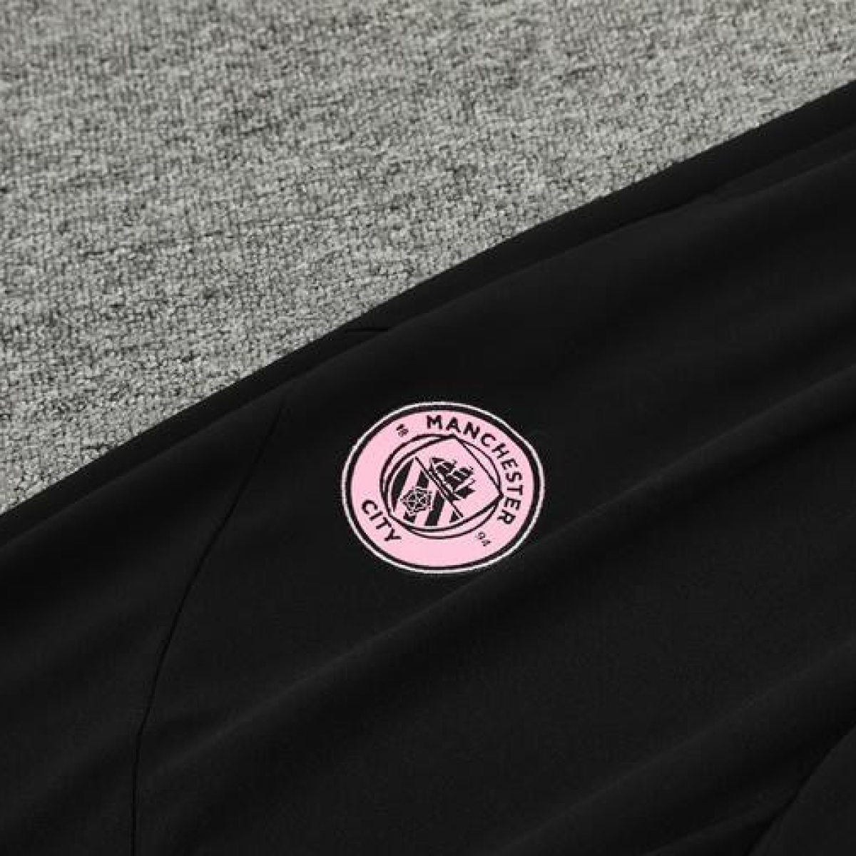 24/25 Manchester City Pink Half Zipper Jacket+Long Pants