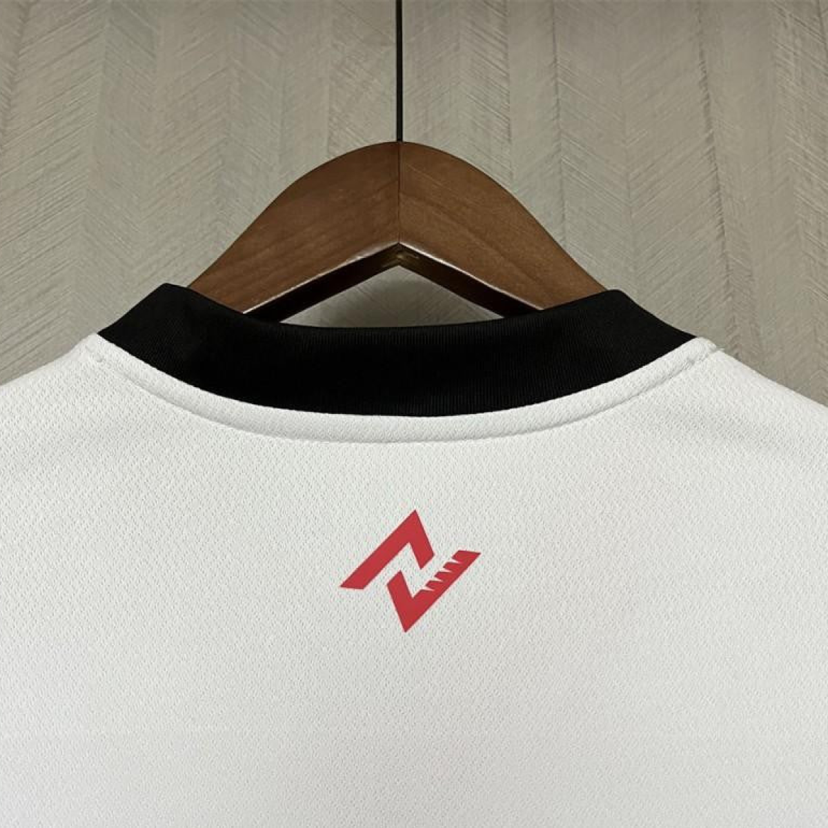 24/25 Victoria Away Jersey