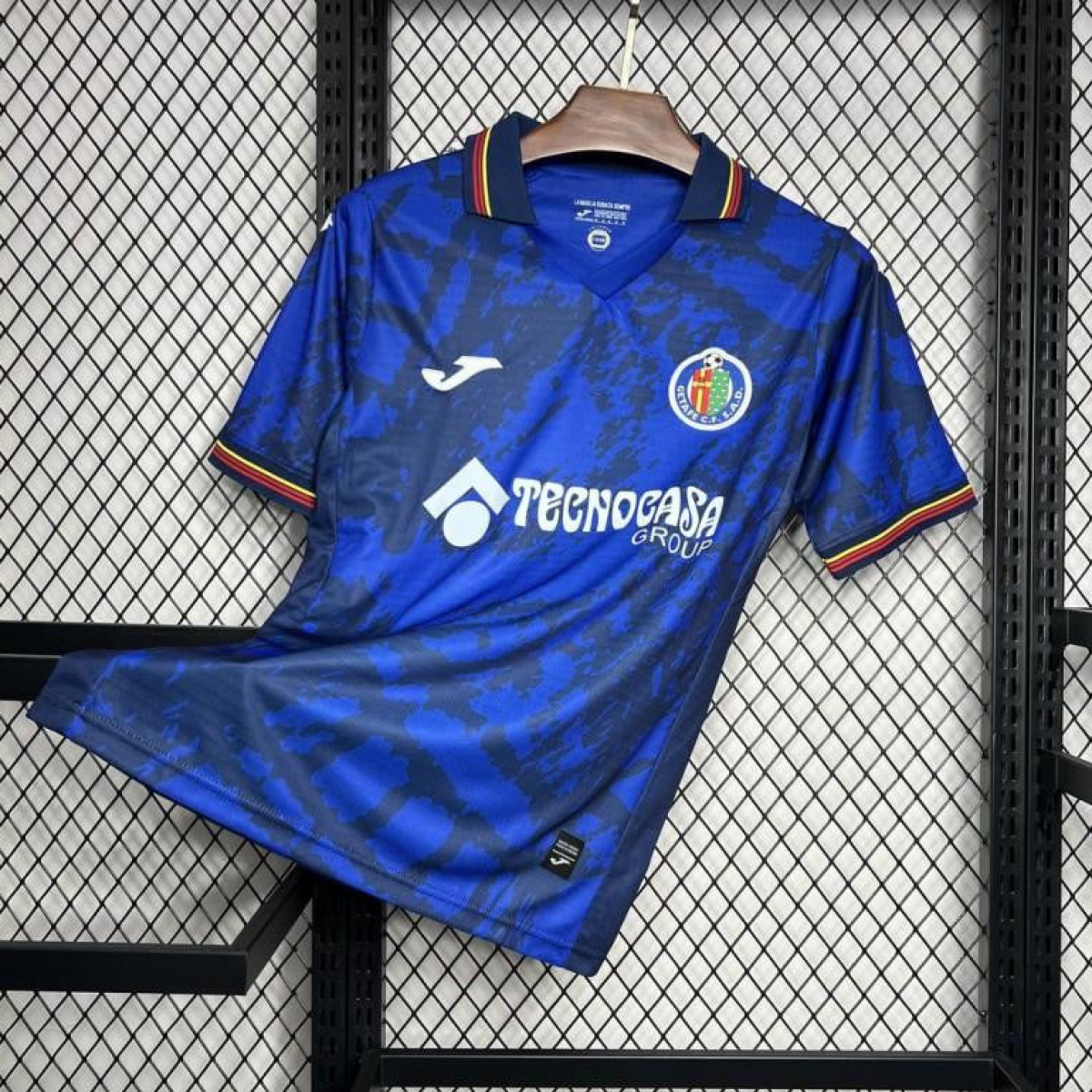 2024/25 Getafe Club De Futbol Home Jersey