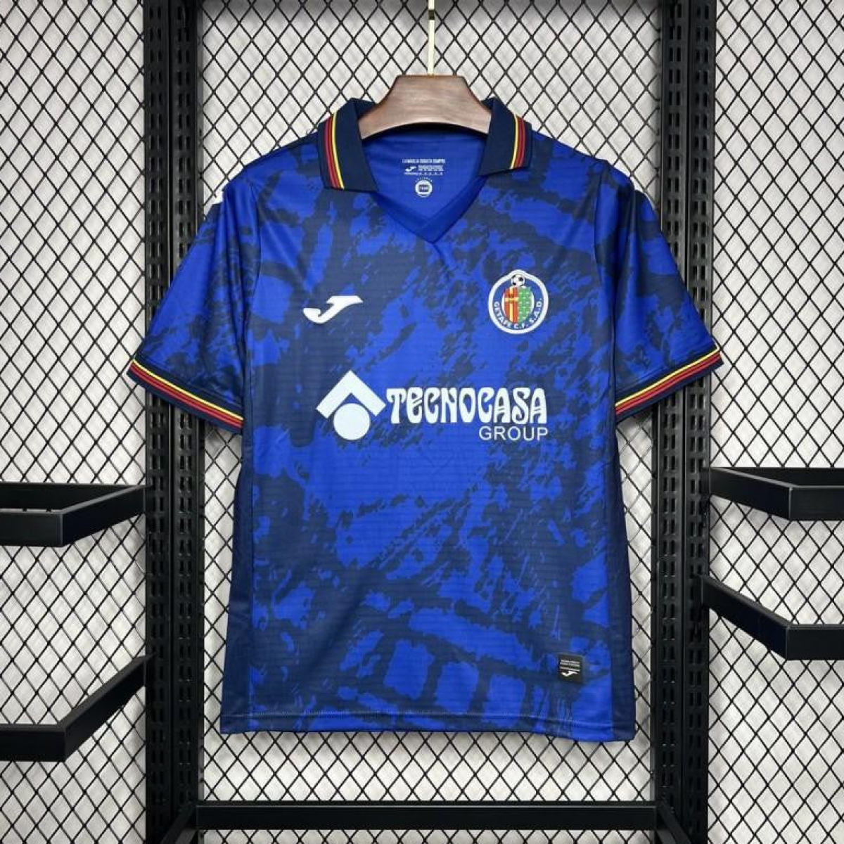 2024/25 Getafe Club De Futbol Home Jersey