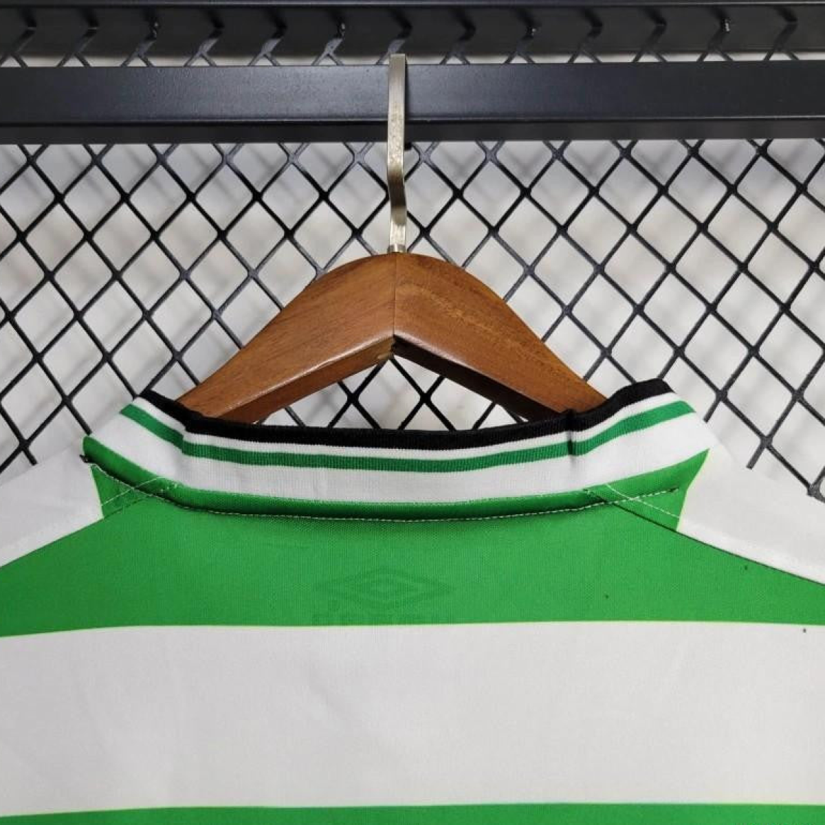 Retro 01/03 Celtic Home Jersey