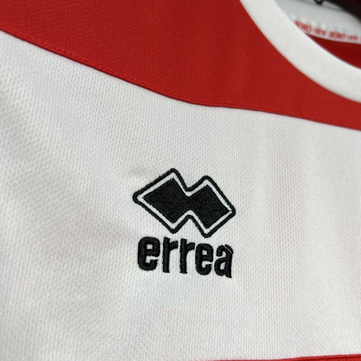 24/25 Middlesbrough Home Jersey