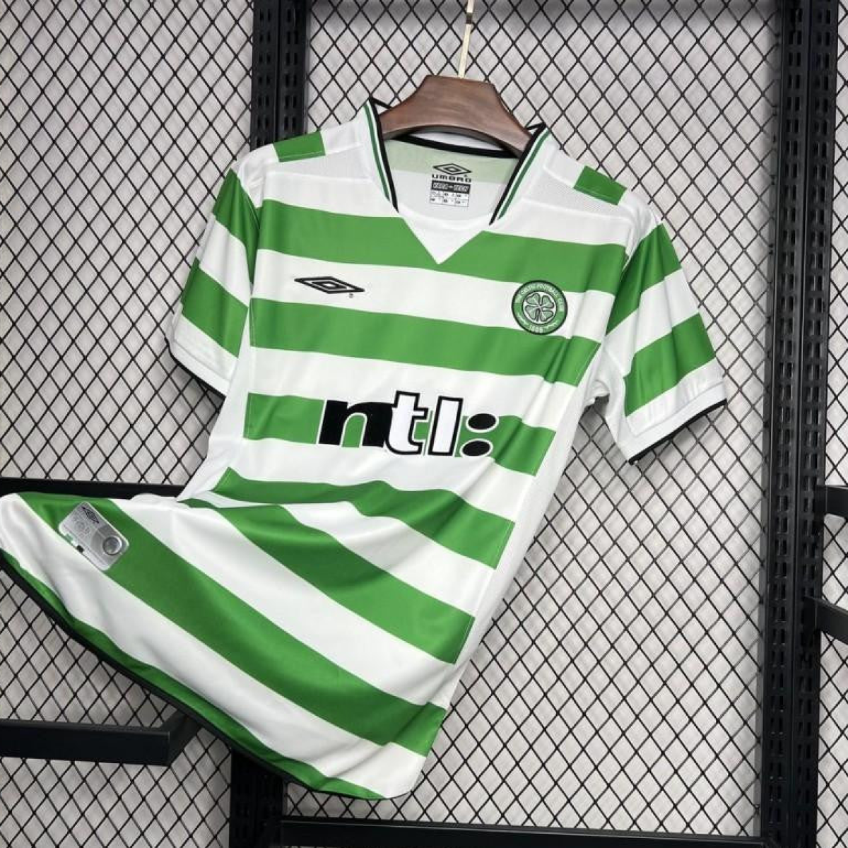 Retro 99/00 Celtic Home Jersey
