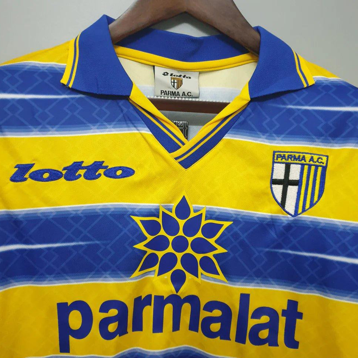 Retro 98/99 Parma Home Jersey