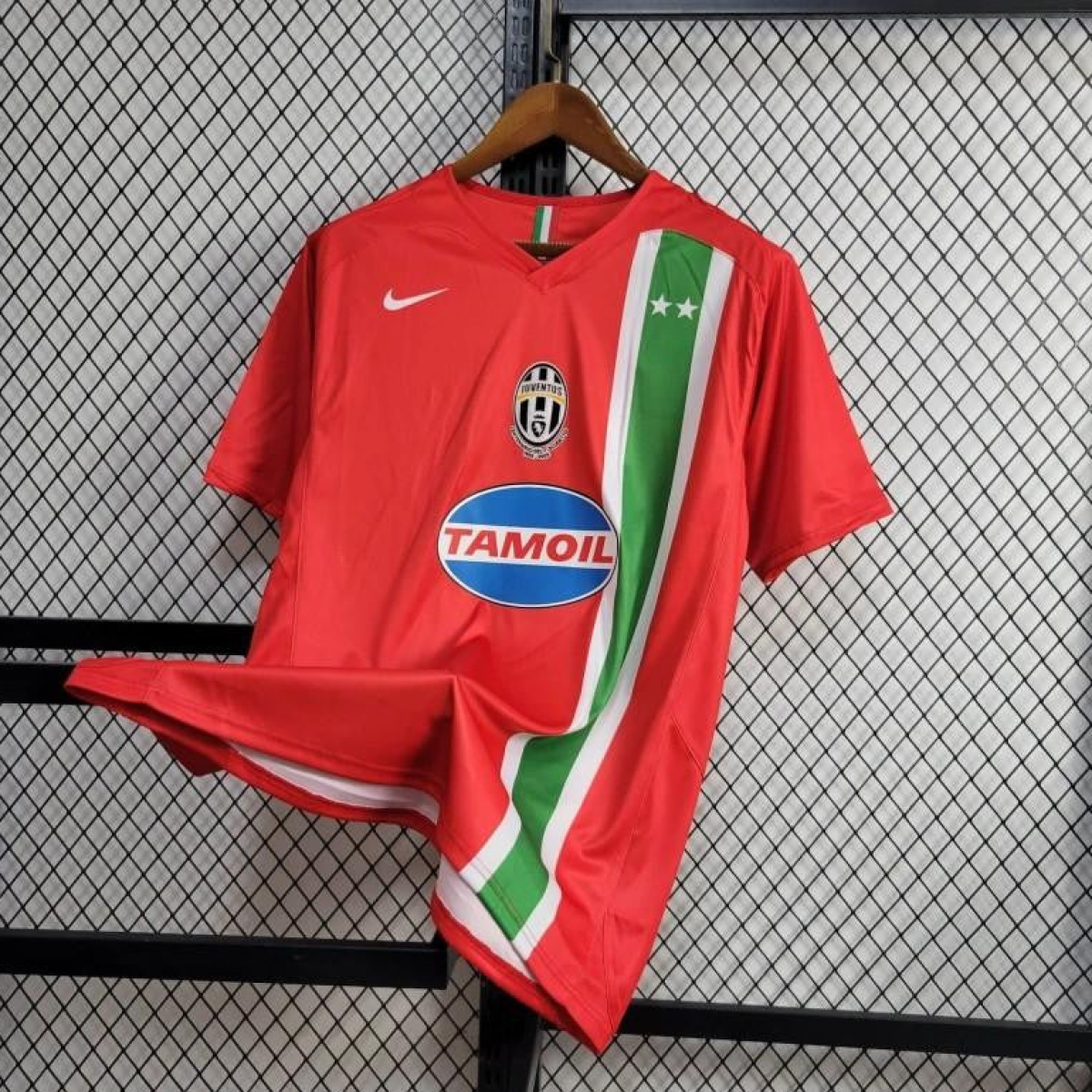 Retro 05/06 Juventus Away Red Jersey