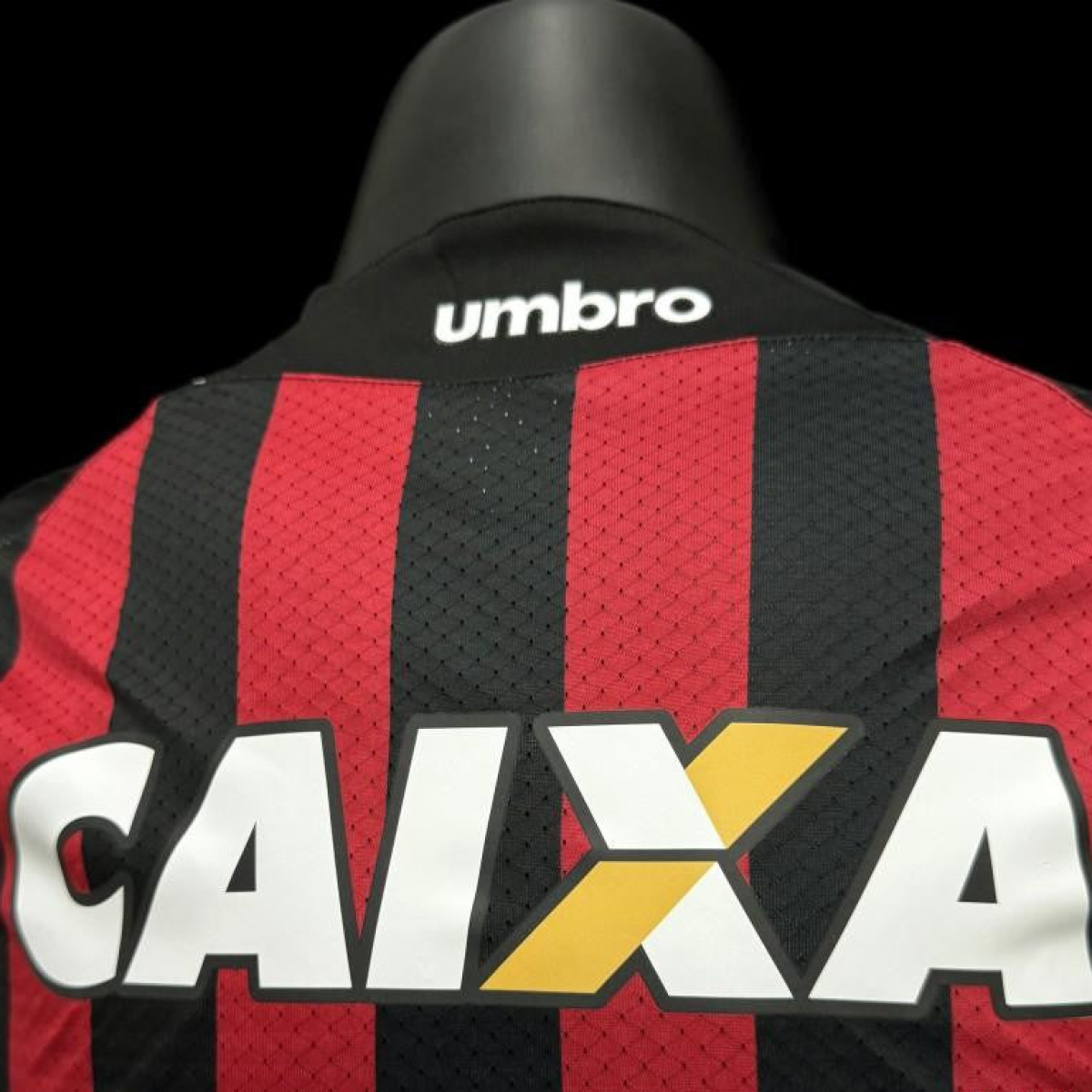 Retro 17/18 Athletico Paranaense Home Jersey