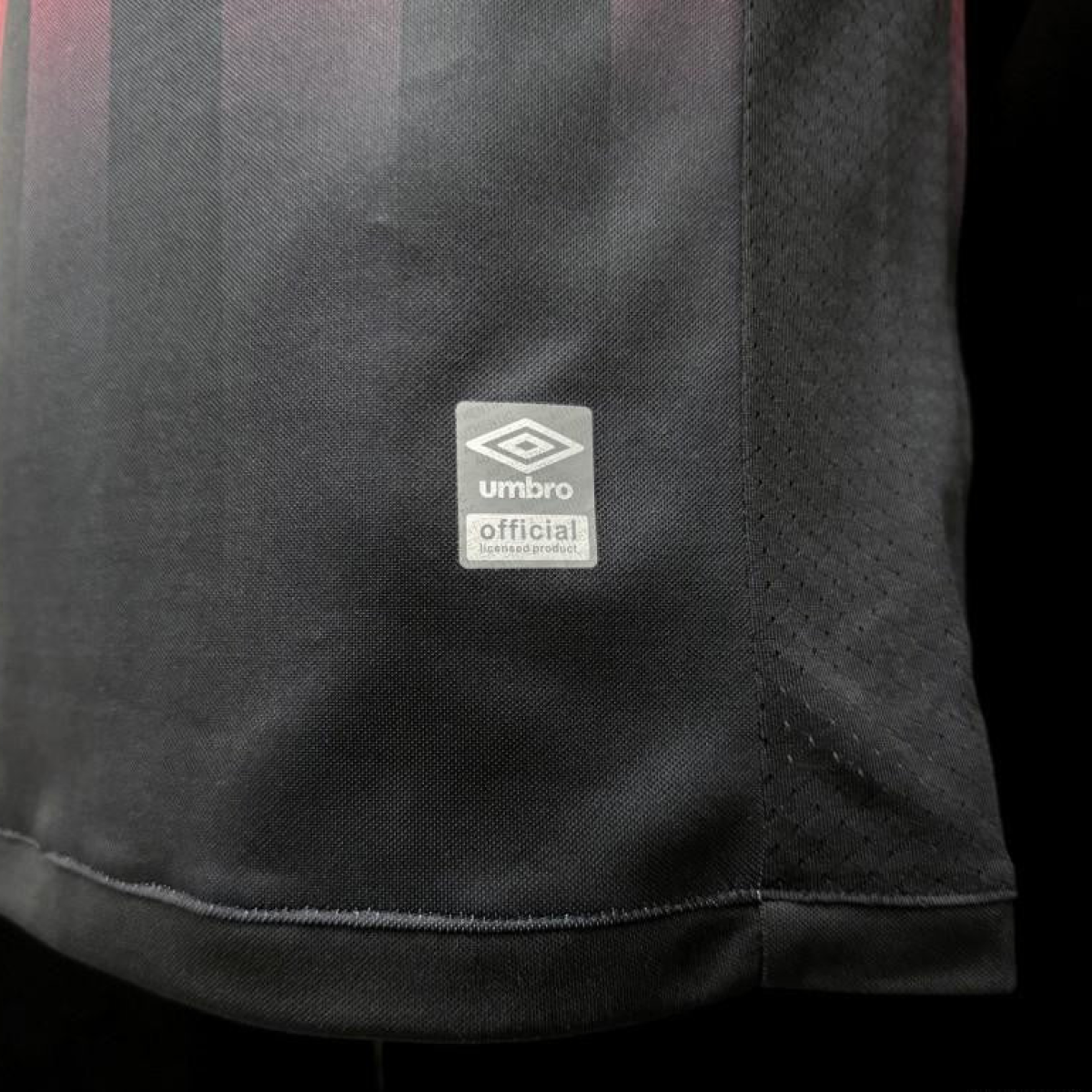 Retro 17/18 Athletico Paranaense Home Jersey