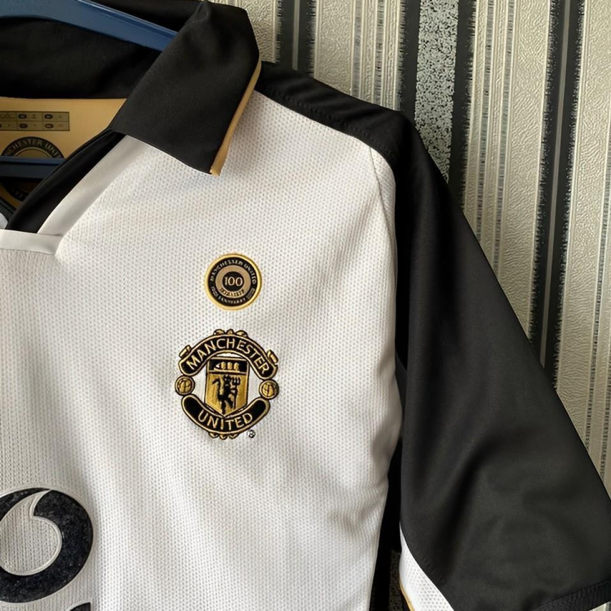 Retro 01/02 Manchester United Third Centenary Reversible Jersey