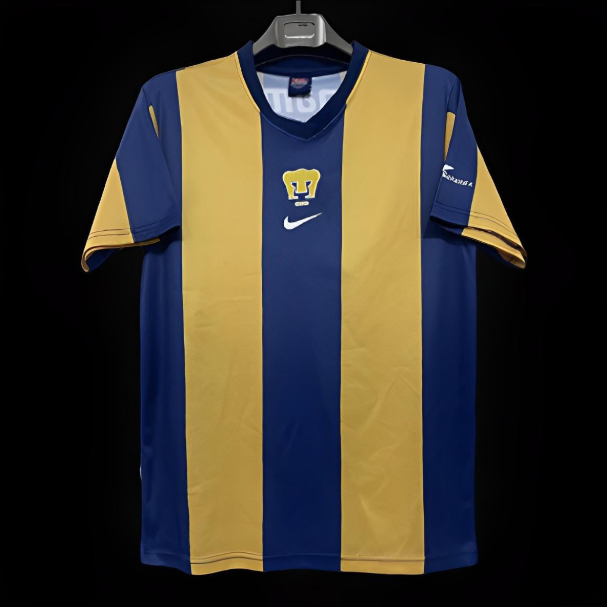 Retro 00/01 Pumas UNAM Home Jersey