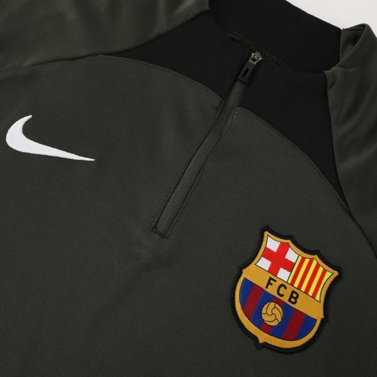 23/24 Barcelona Dark Green Half Zipper Jacket+Pants