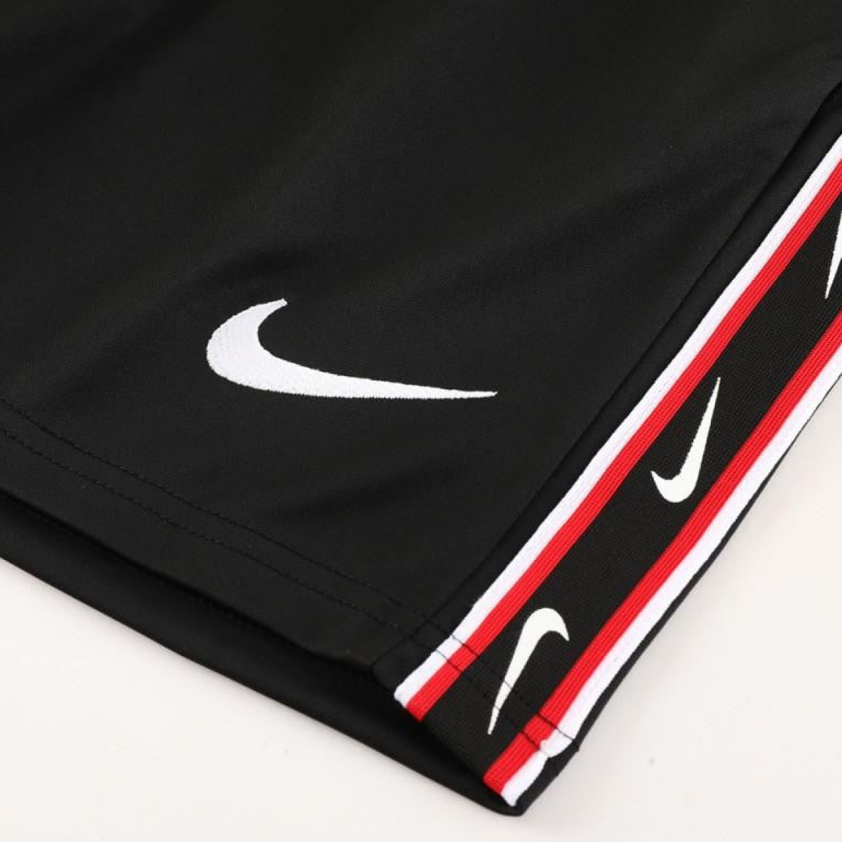 23/24 NIKE Black/Red Short Sleeve Jersey+Pants