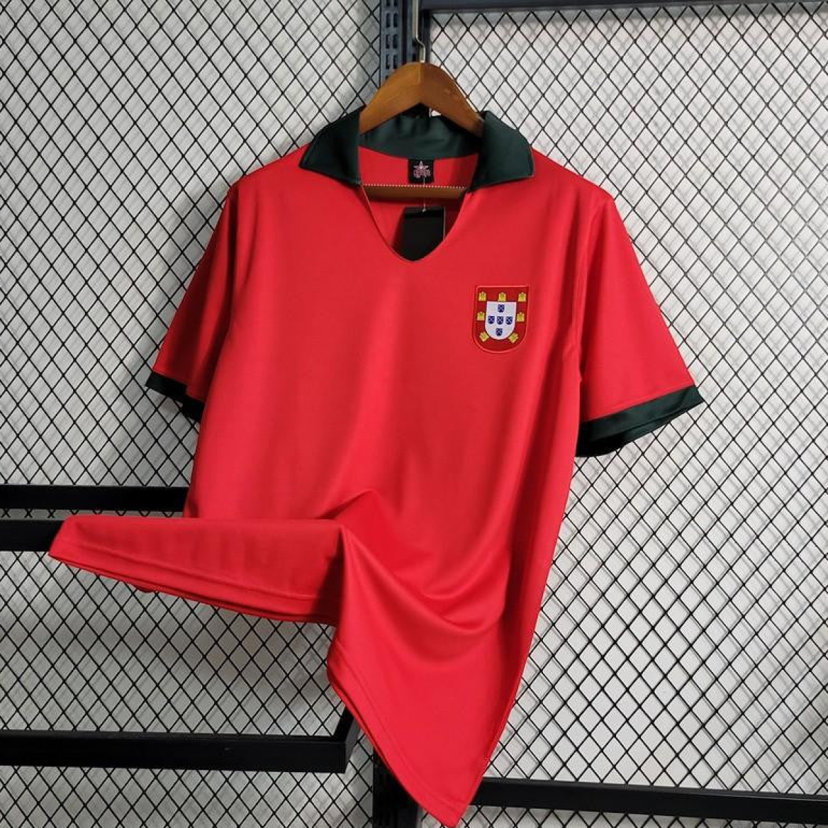 Retro 1972 Portugal Home Jersey