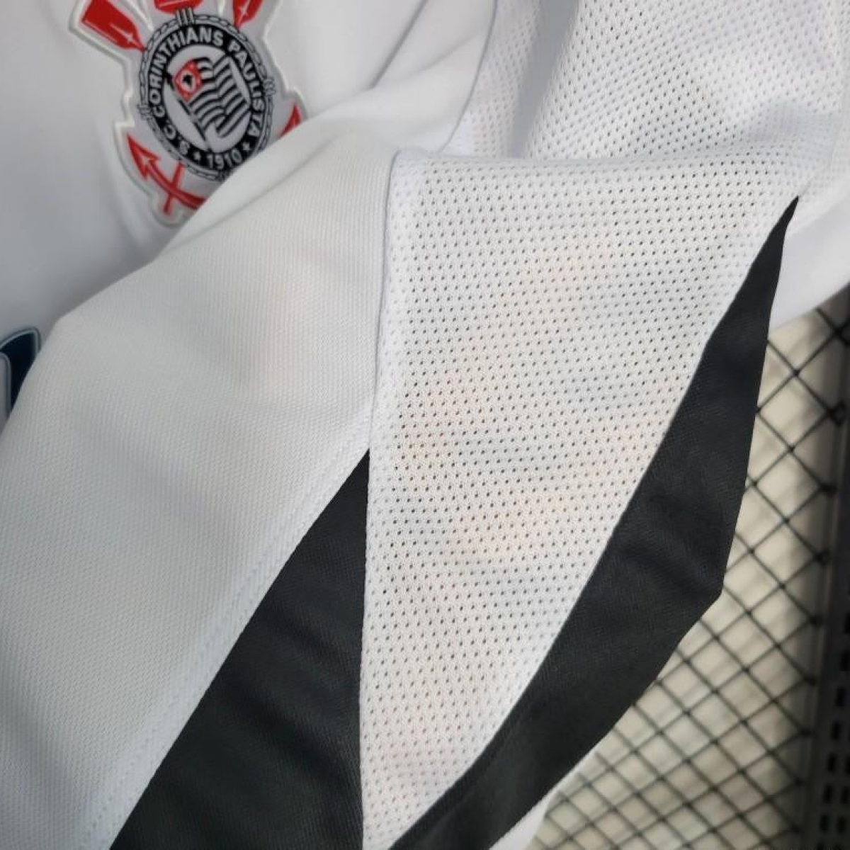 Retro 2000 Corinthians Home Jersey