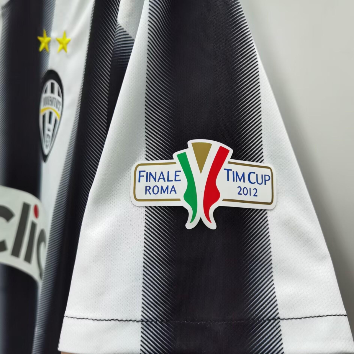 Retro 10/11 Juventus Home Jersey With Full Patches