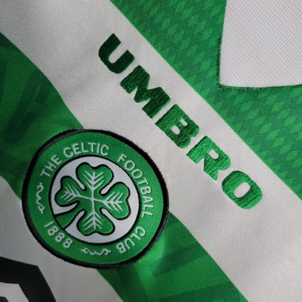 Retro 98/99 Celtic Home Champion Jersey