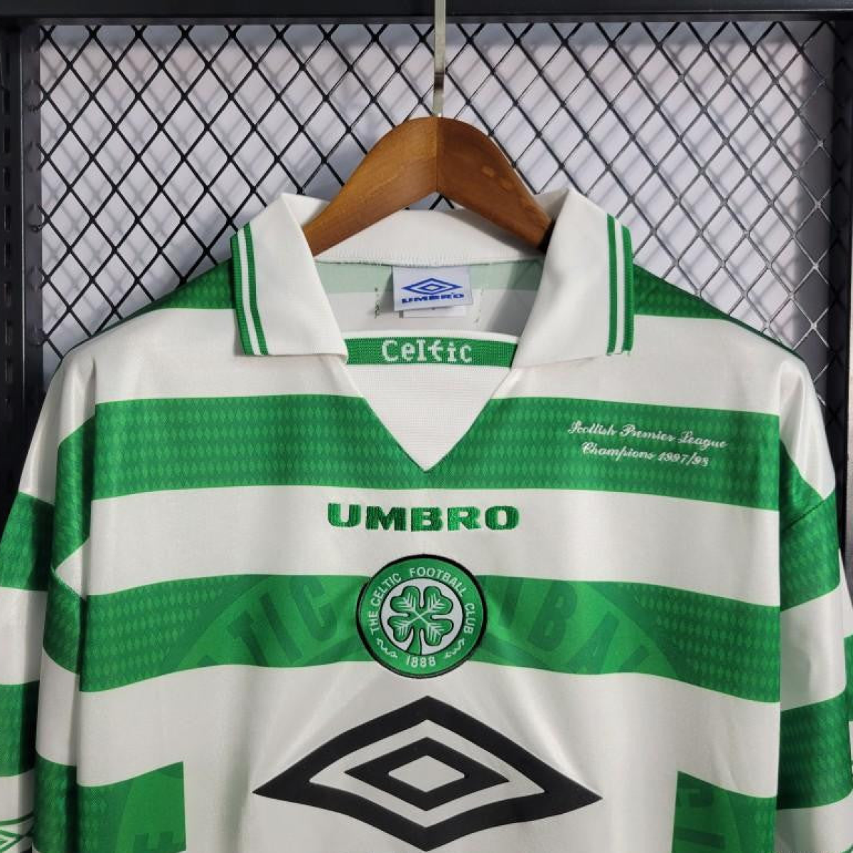Retro 98/99 Celtic Home Champion Jersey