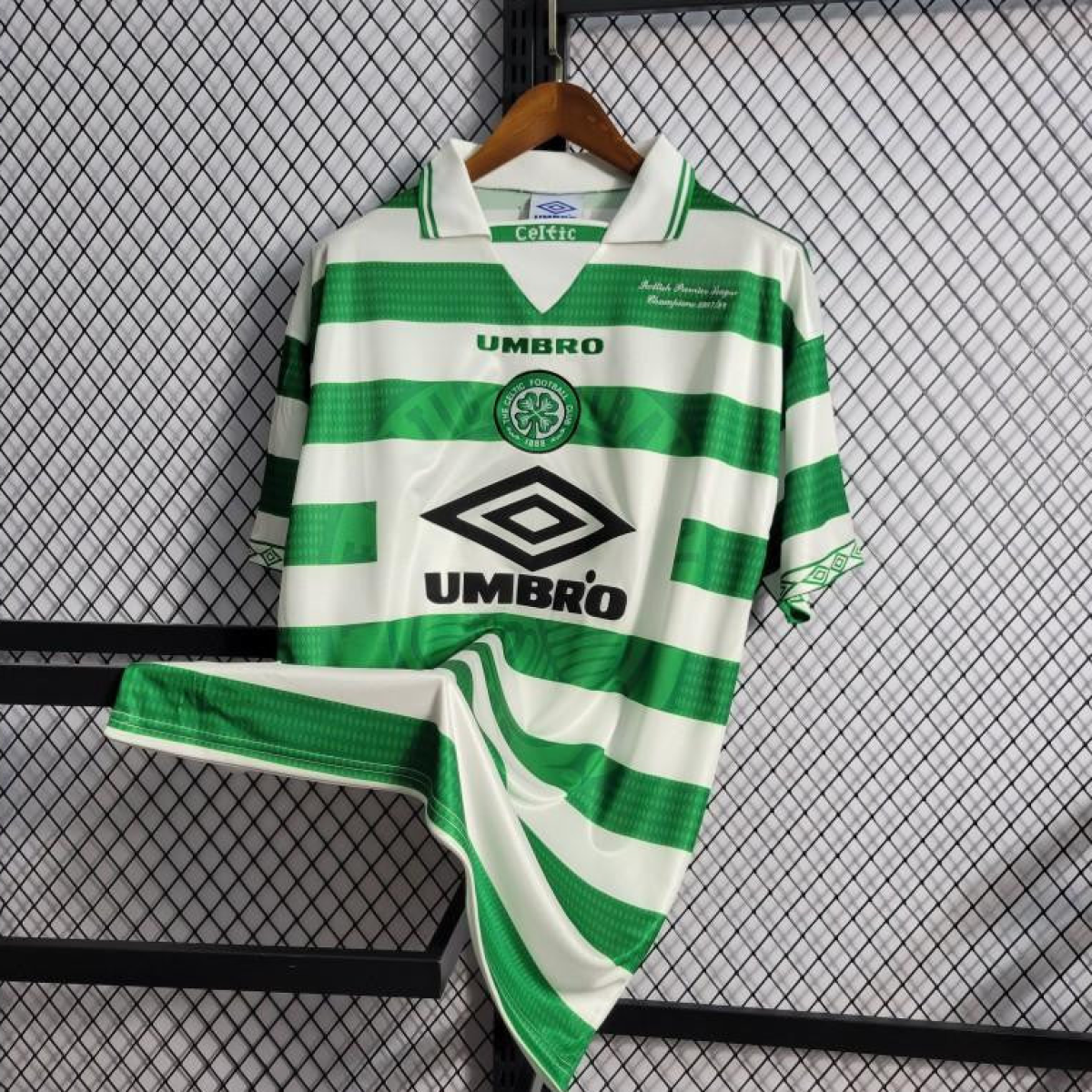 Retro 98/99 Celtic Home Champion Jersey