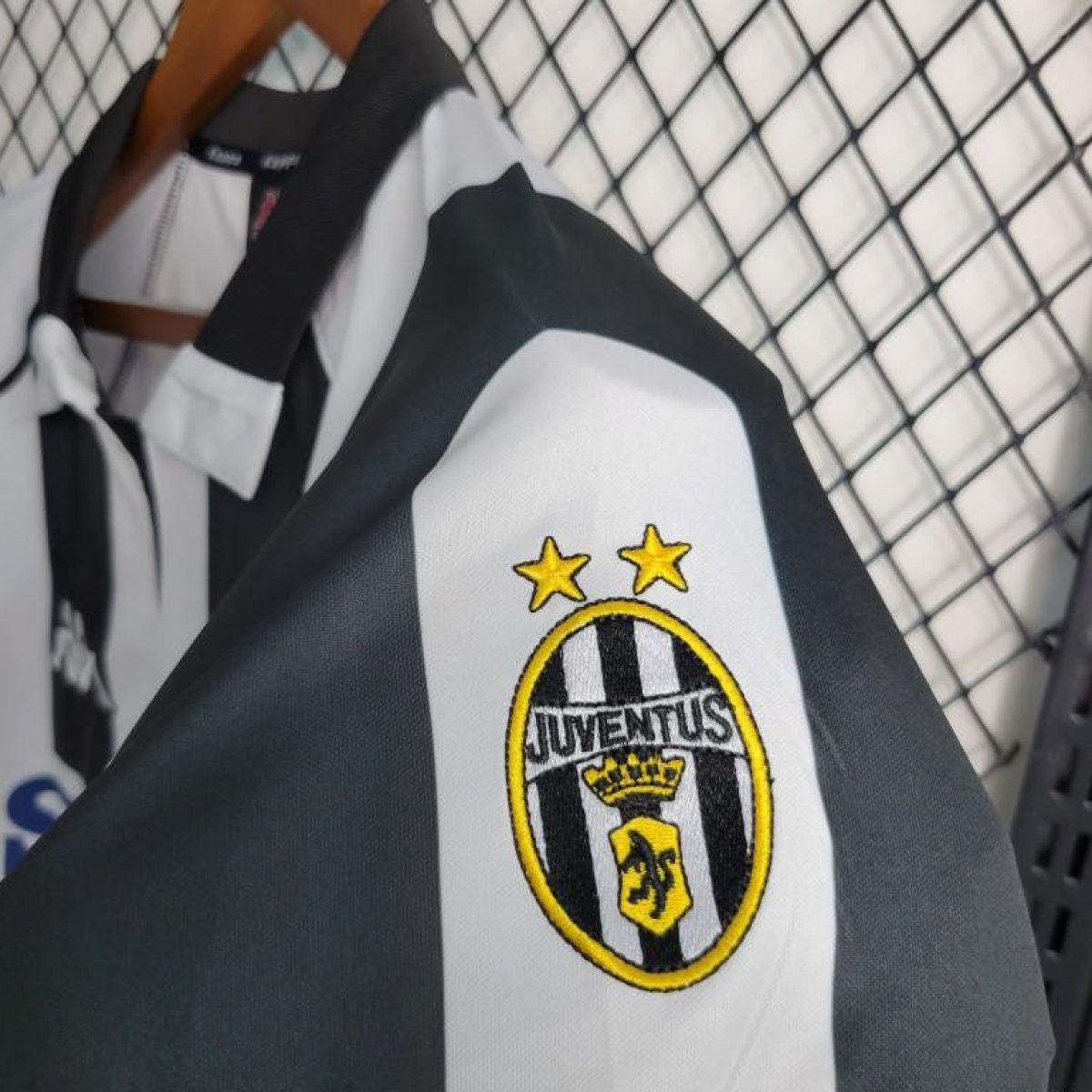 Retro 1997-98 Juventus Home Jersey