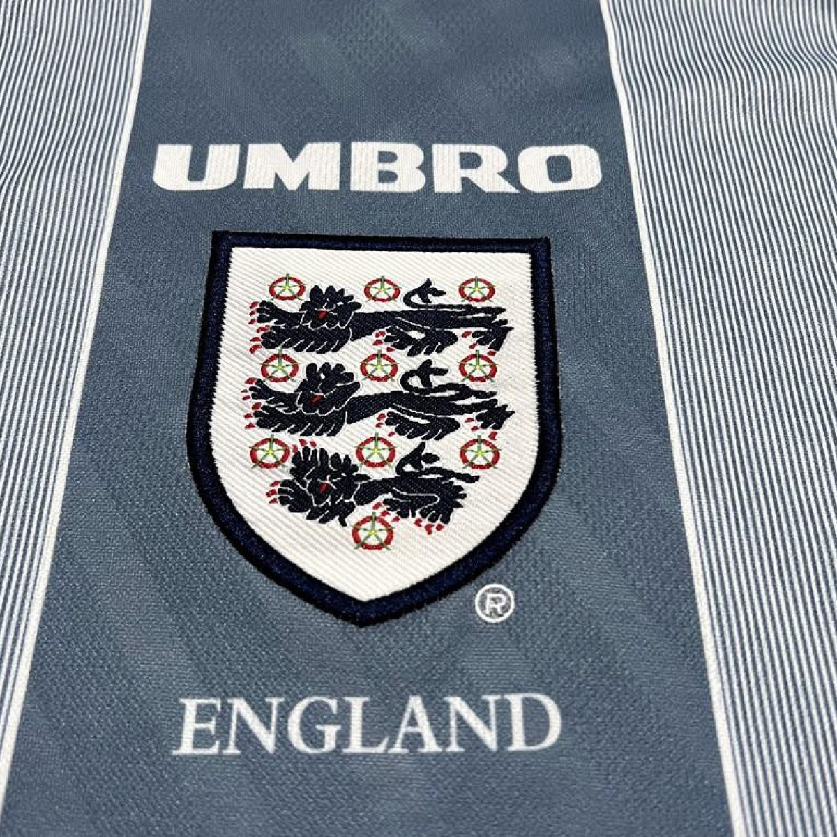 Retro 1996 England Away Soccer Jersey