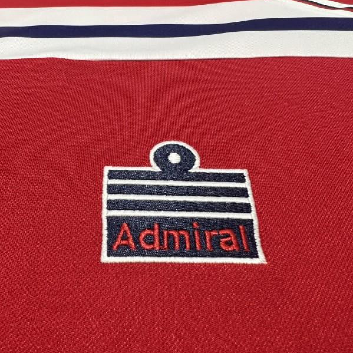 Retro 1982 England Away Soccer Jersey