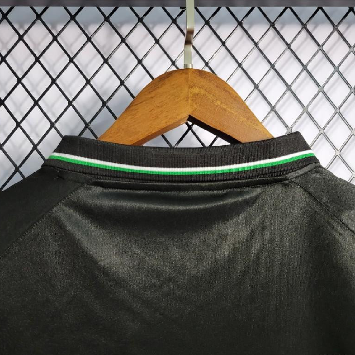 Retro 98/99 Manchester United Black Third Jersey