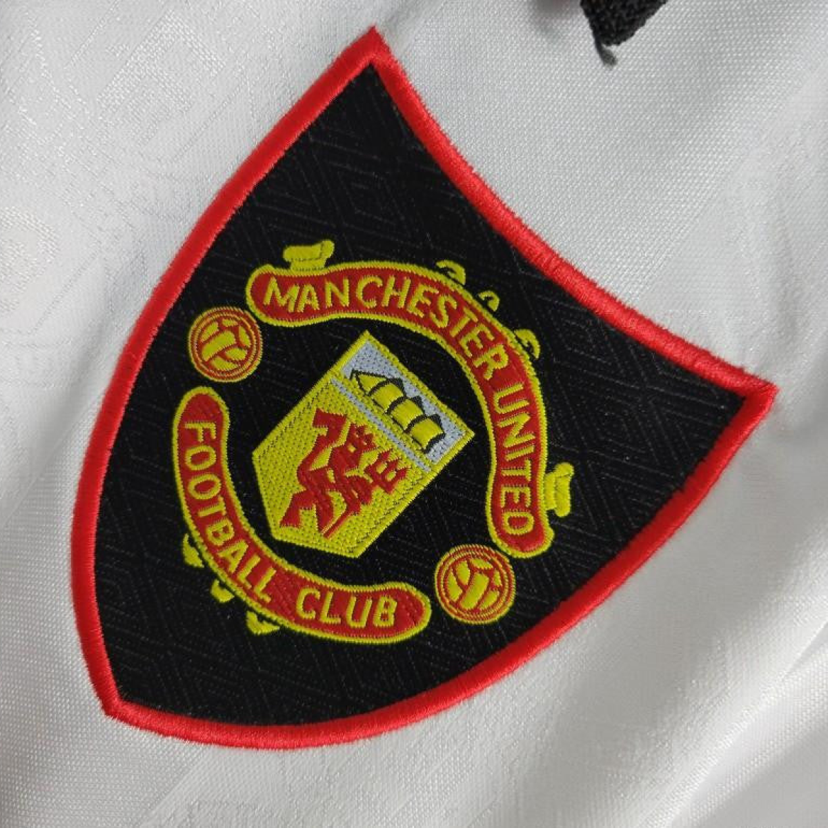 Retro 97-99 Manchester United White Jersey