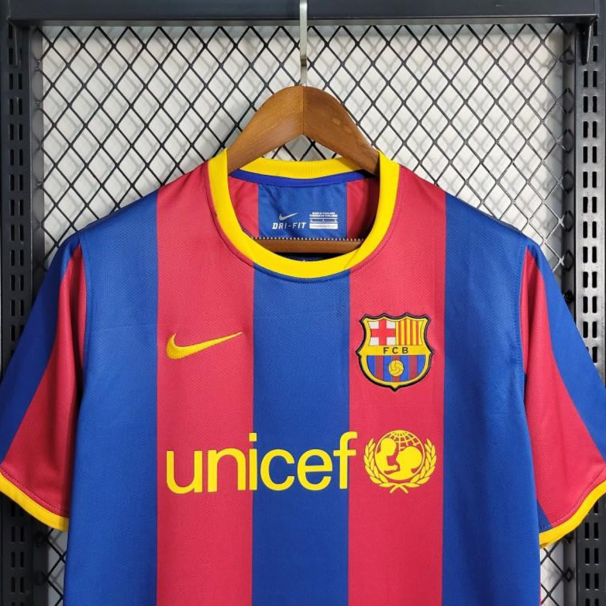 Retro 10/11 Barcelona Home Jersey