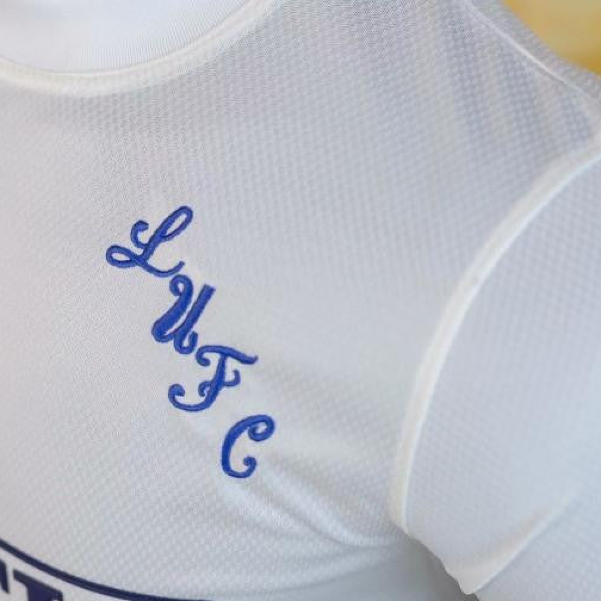 Retro 95/96 Leeds United Home Soccer Jersey