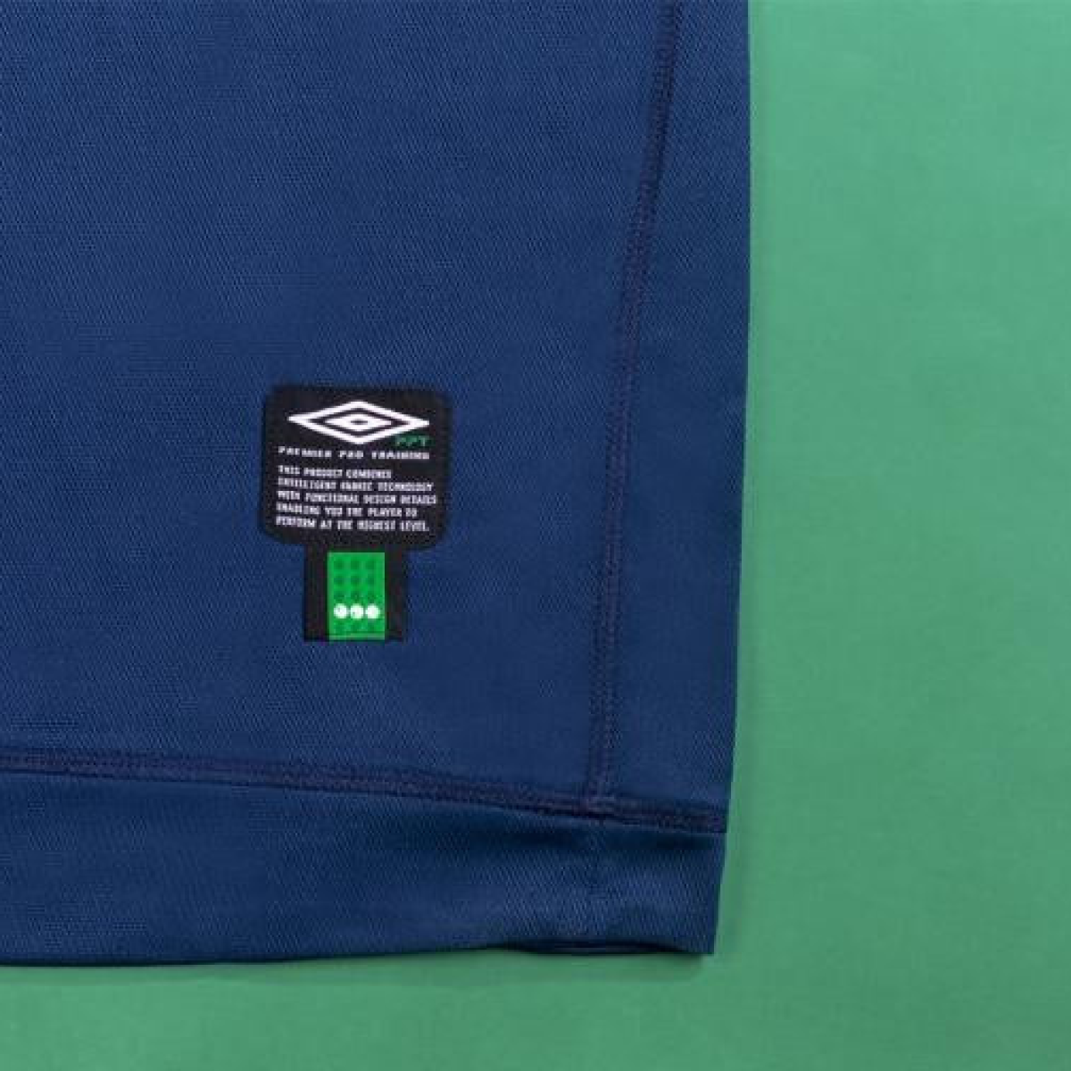 RETRO 02 Ireland Third Soccer Jersey
