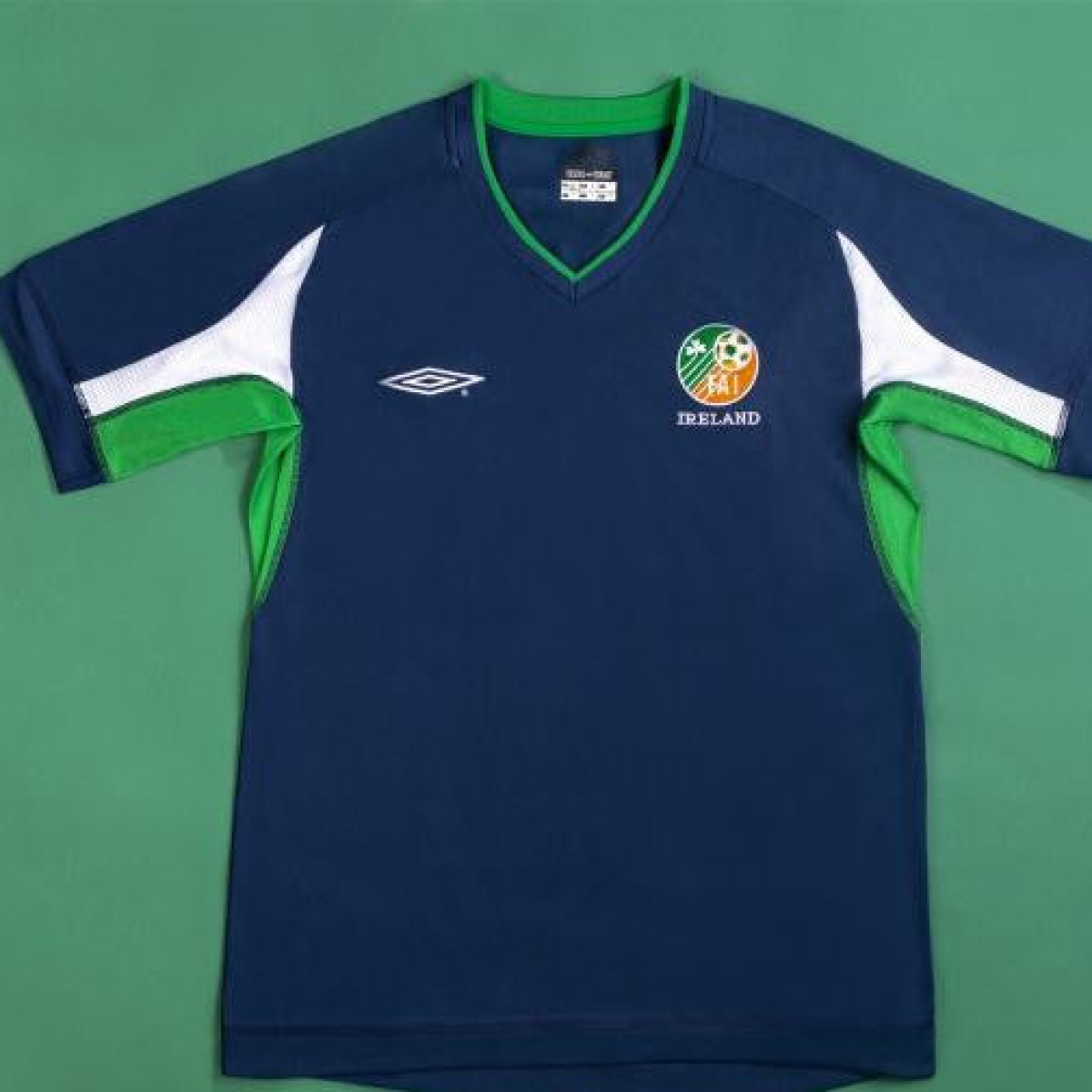 RETRO 02 Ireland Third Soccer Jersey