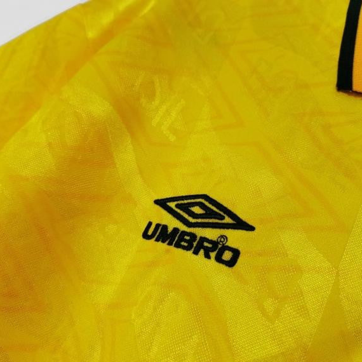 Retro 1991/93 Brazil Home Soccer Jersey