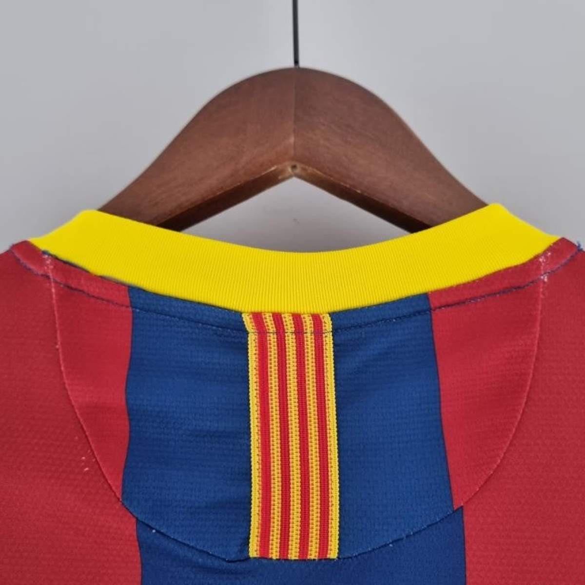 Retro 10/11 Barcelona Long Sleeve Home Soccer Jersey