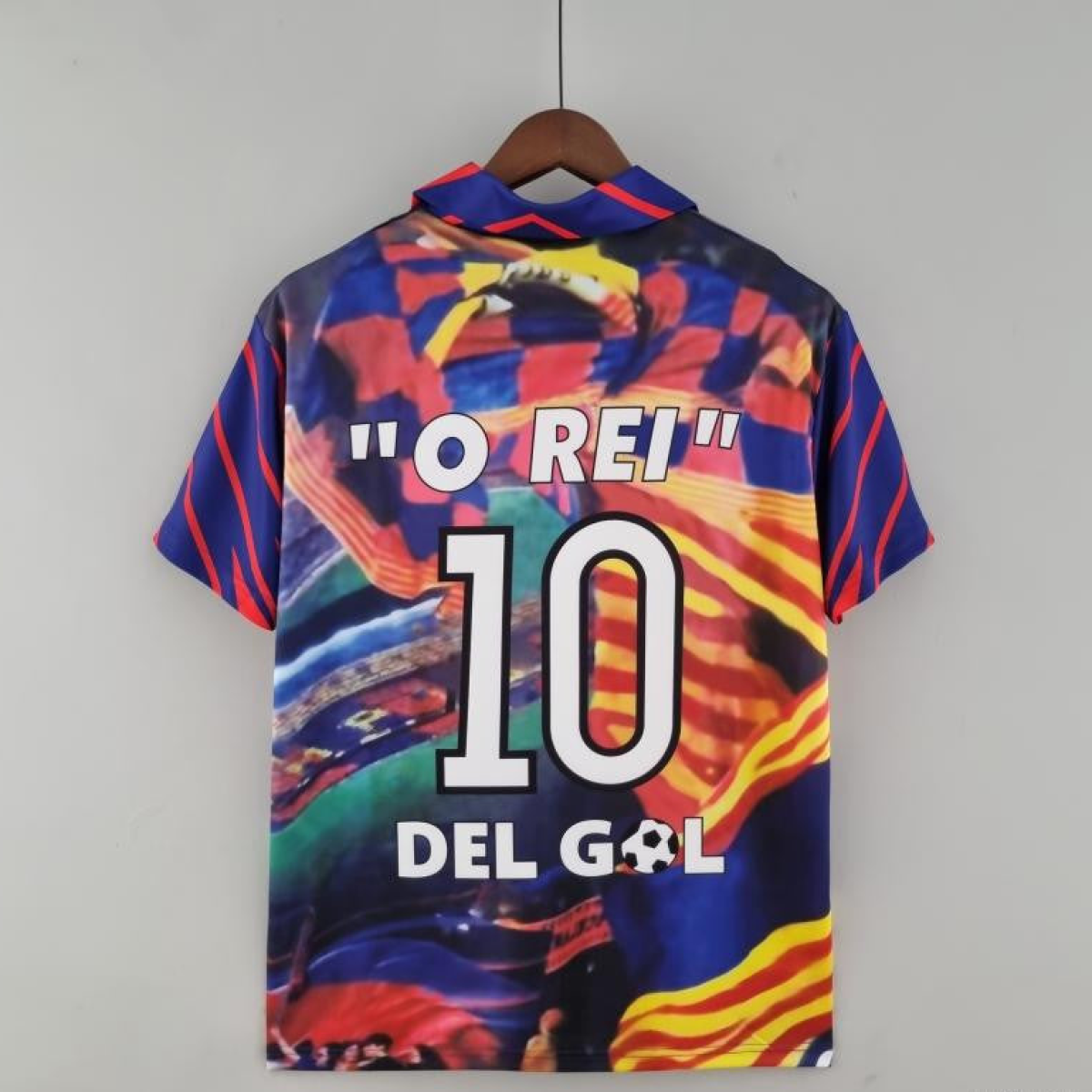 Retro Barcelona 93/94 Romario Jersey