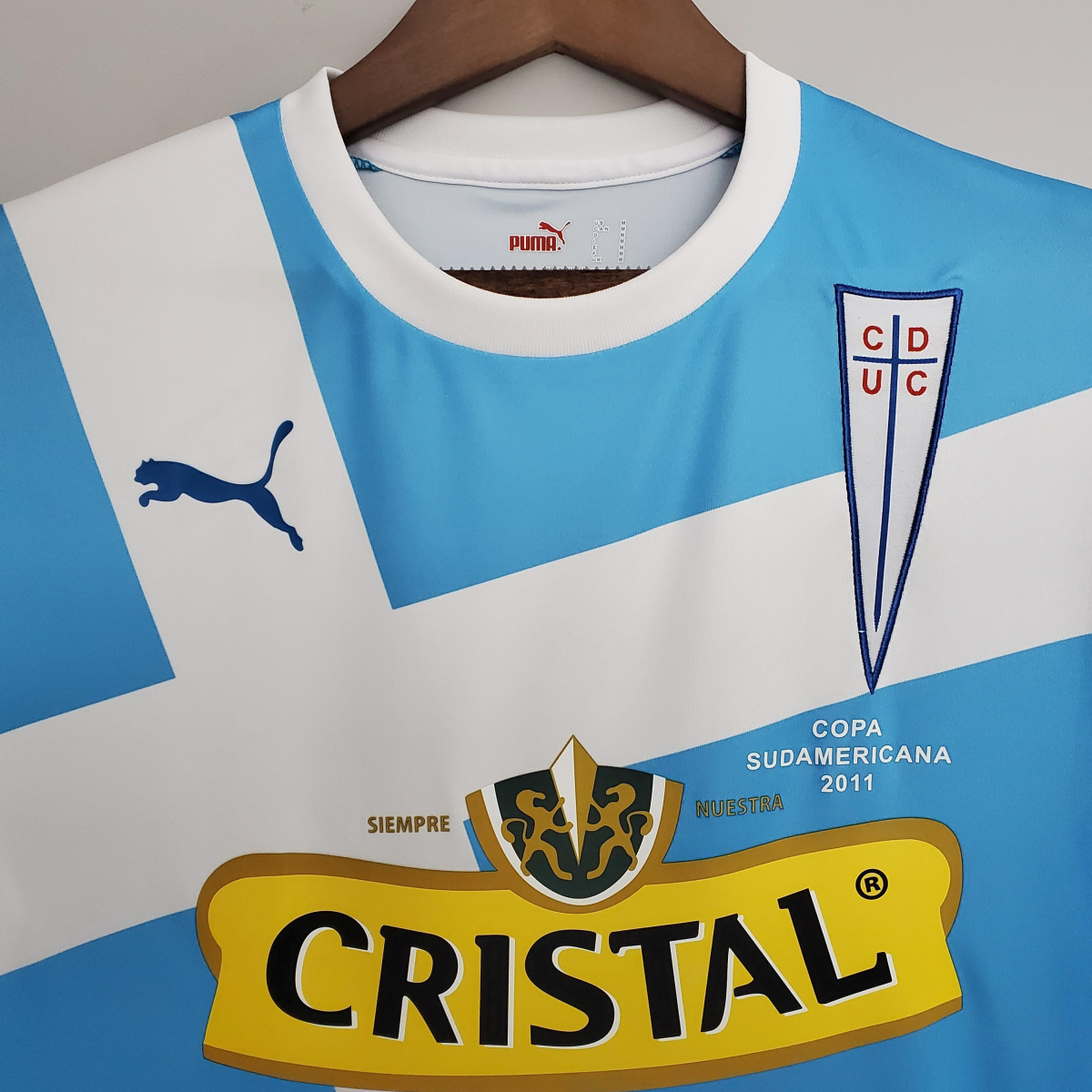 Retro 2011 Club Deportivo Universidad Católica Commemorative Soccer Jersey