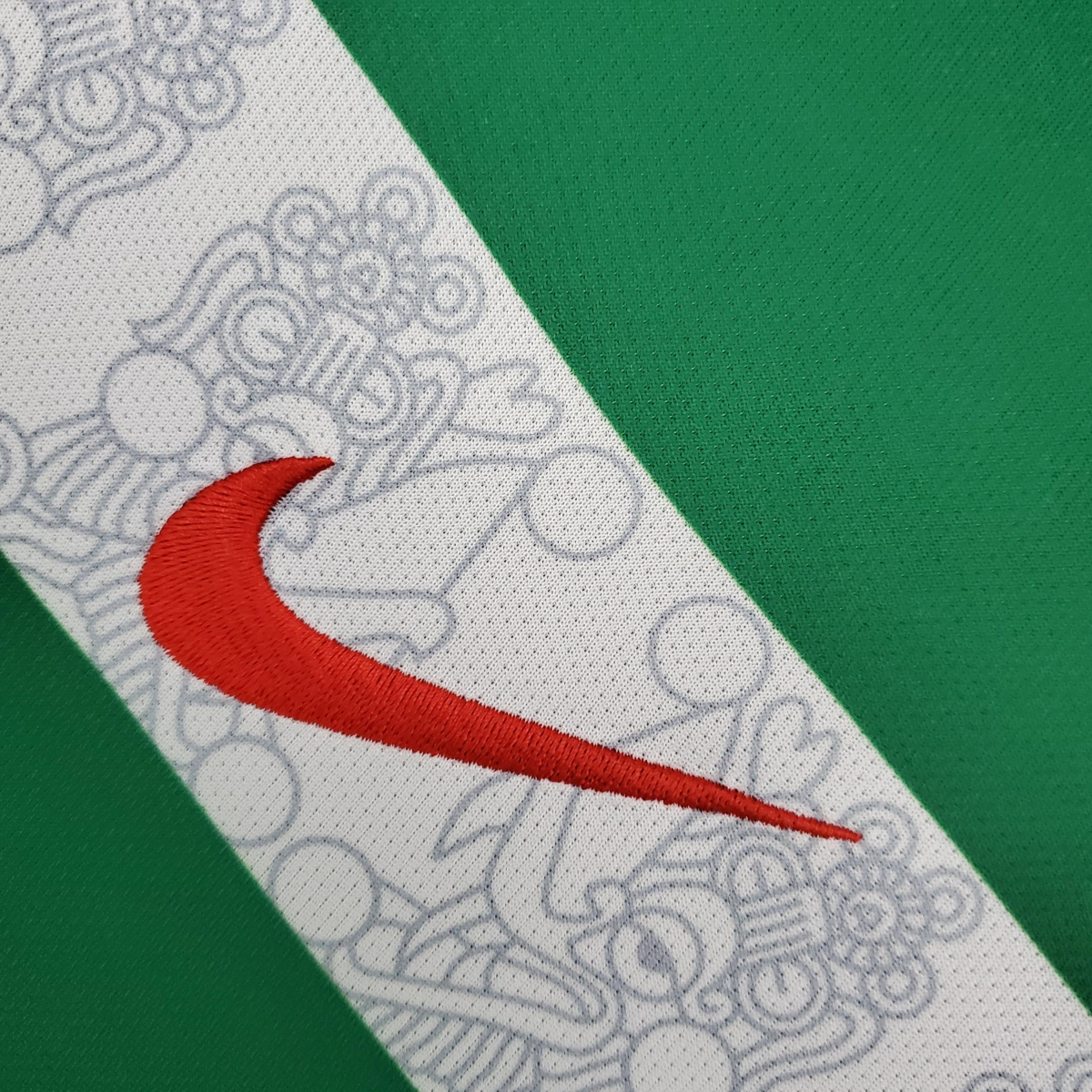 Retro Mexico 2006 Home Soccer Jersey