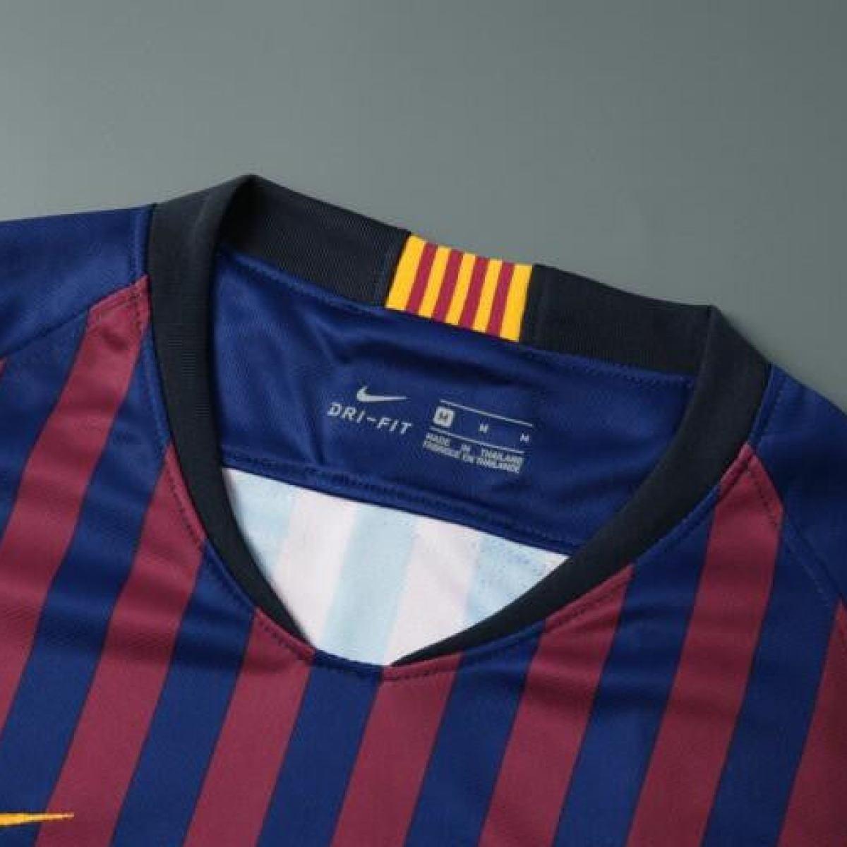 18-19 Barcelona home Soccer Jersey