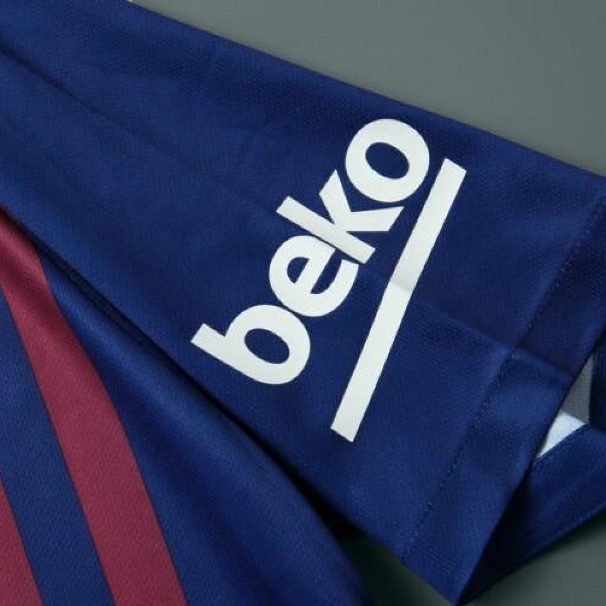 18-19 Barcelona home Soccer Jersey