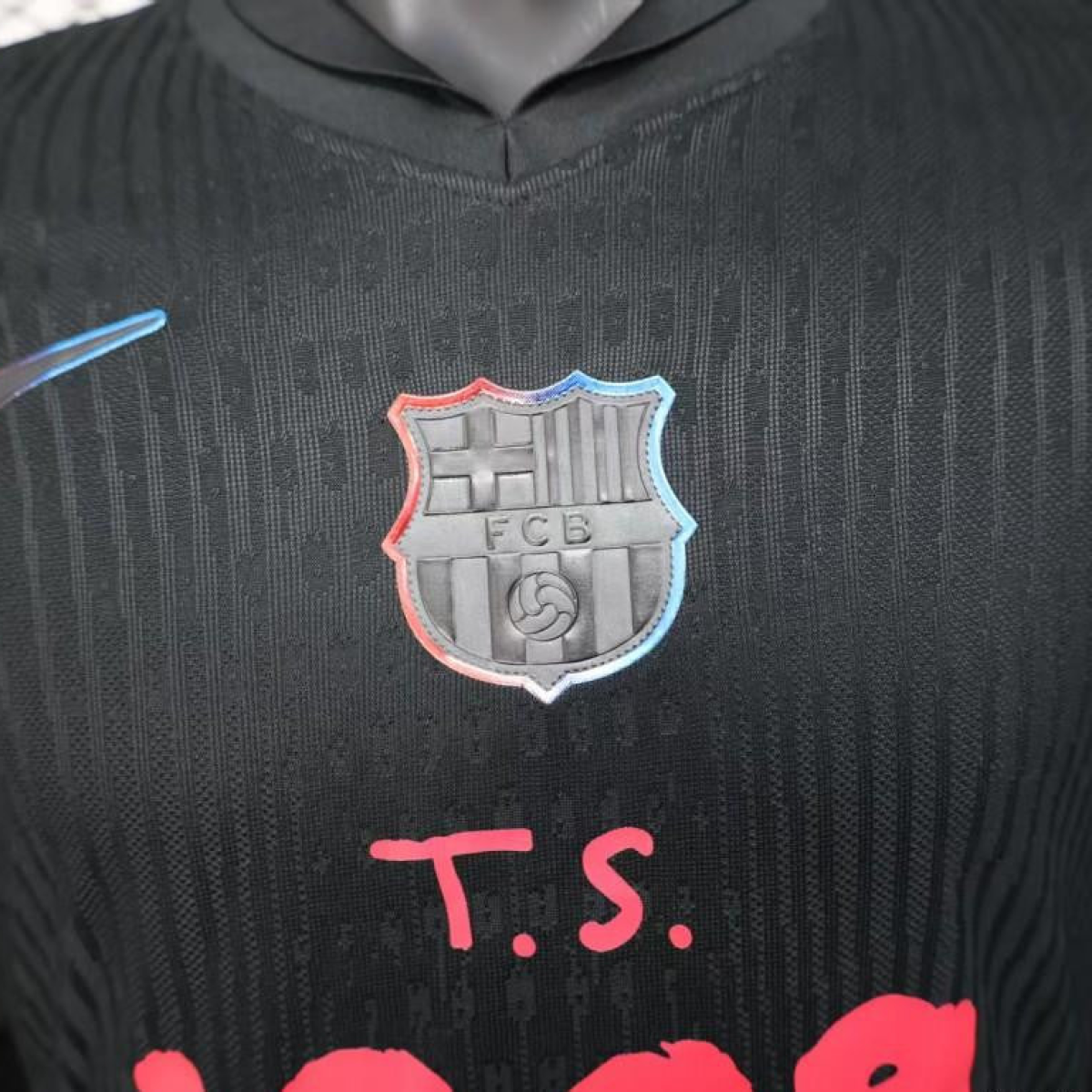 Player Version 25/26 FC Barcelona Black with Pink "T.S. 1989" Jersey