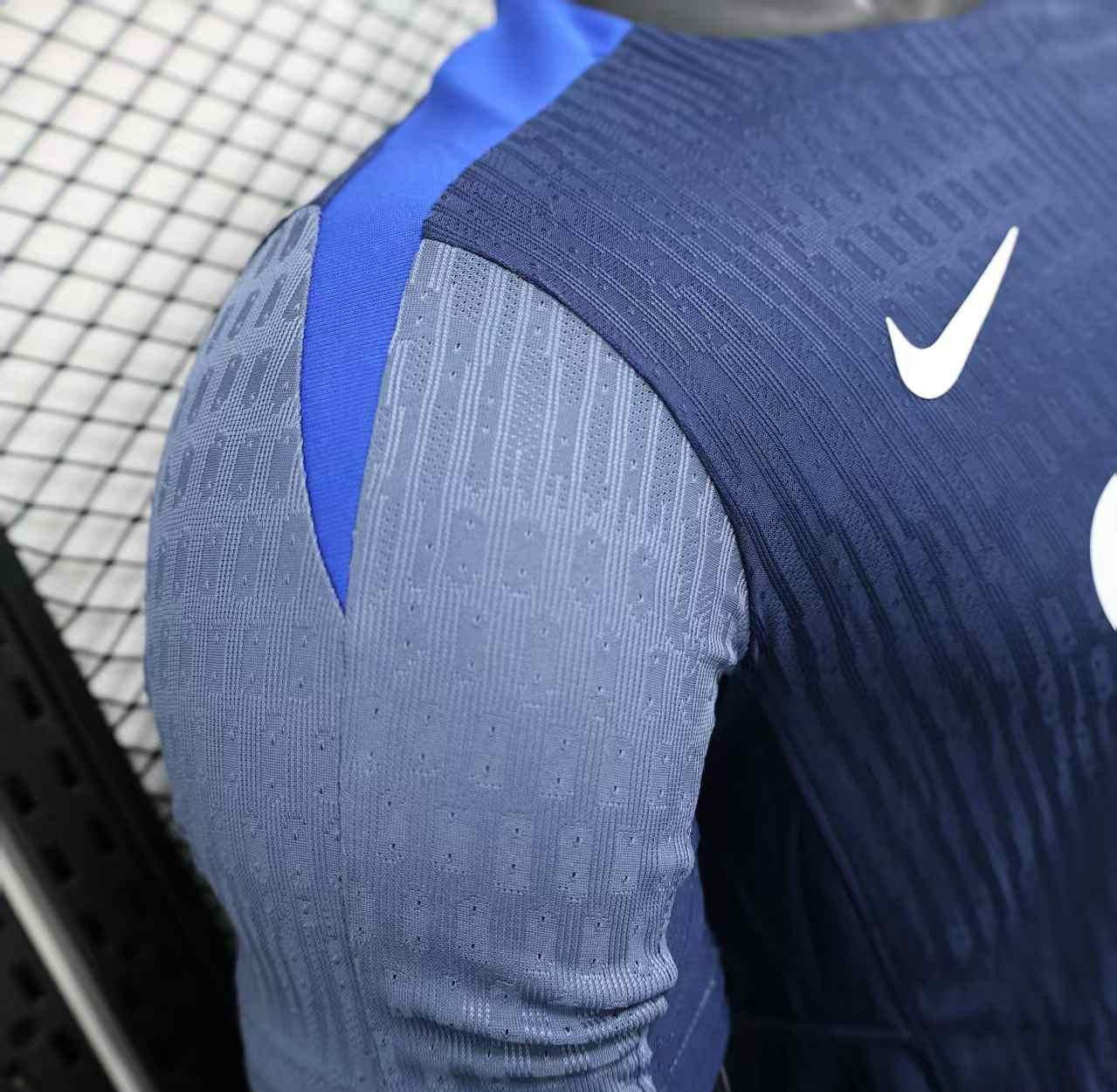 Player Version 25/26 Paris Saint-Germain PSG Blue with Vertical Stripes Jersey