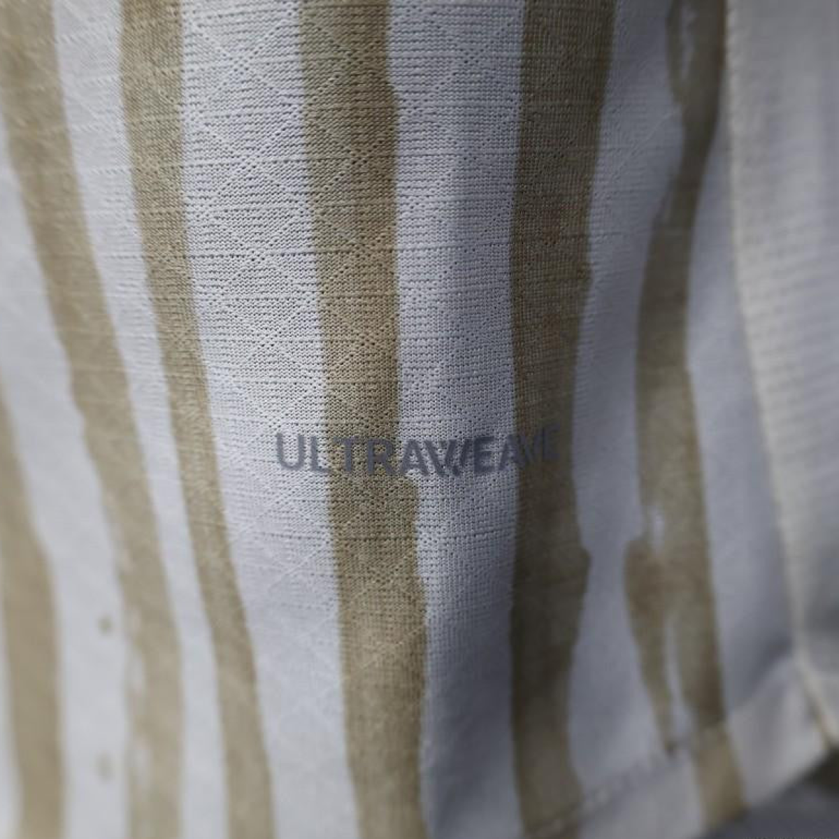 Player Version 25/26 Al Hilal White with Gold Stripes Jersey