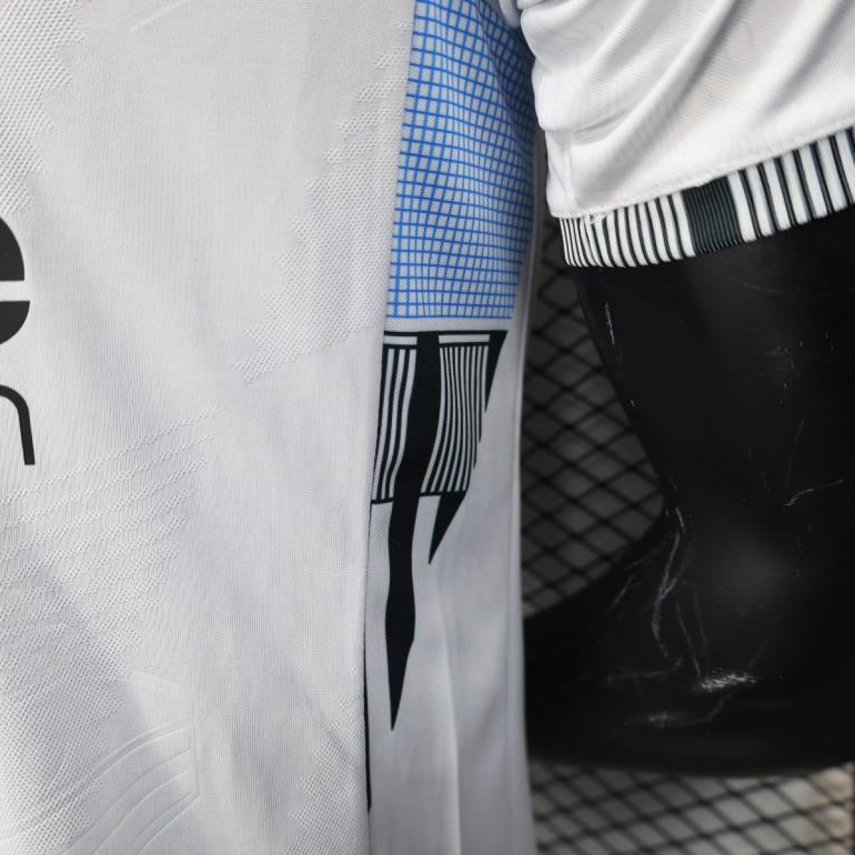 Player Version 25/26 Santos Home Jersey With Sponsors