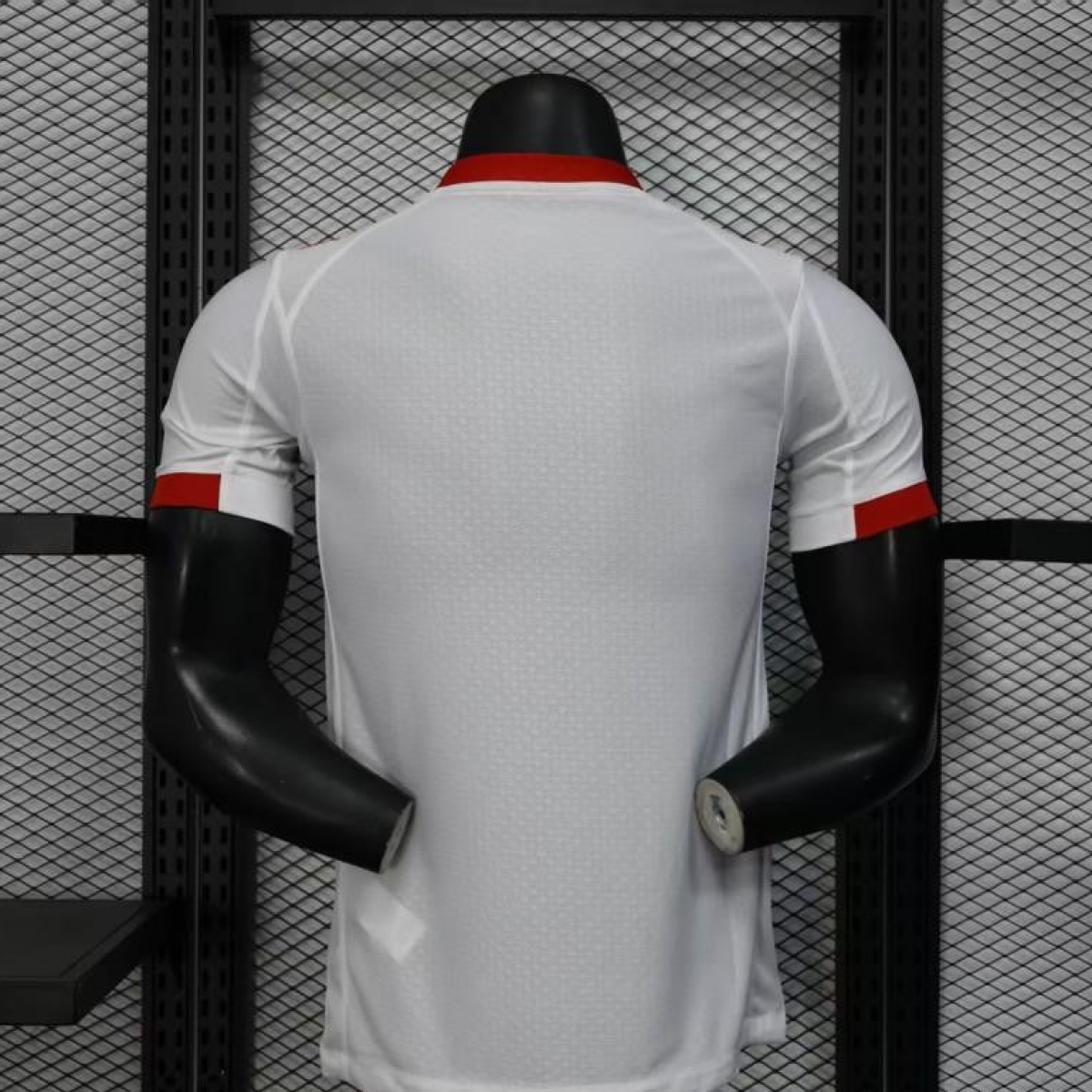 Player Version 25/26 RB Leipzig White with Chevron Pattern and Red Bull Logo Jersey